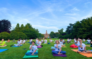 The 9th International Day of Yoga was celebrated in Milan with Yoga enthusiasts, local yoga groups and associations on 21st June 2023, at the backdrop of Milan’s historic #CastelloSforzesco. Thank all who contributed in a lively and wholesome yoga experience.